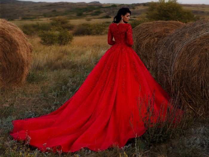 Pretty red wedding dresses